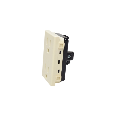 Tomacorriente duplex 2x15A+T 250V 3 módulos marfil Matix